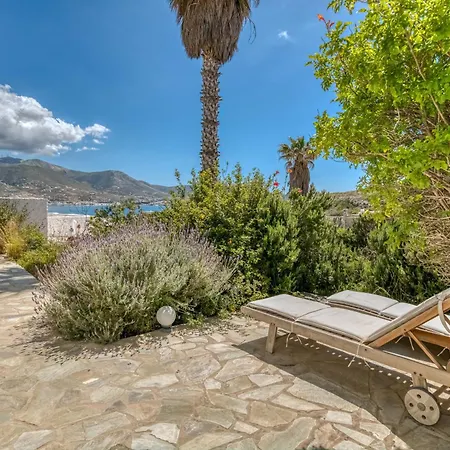 Panorama Village Living House With Shared Pool